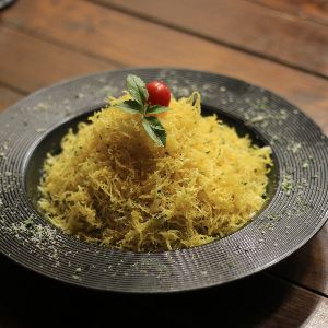 150 گرم فیله گوساله قارچ سس الفردو سیب زمینی بیف پنیر پارمسان