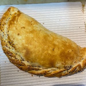 ژامبون گوشت- ژامبون مرغ- گوشت چرخ کرده- قارچ- پنیر