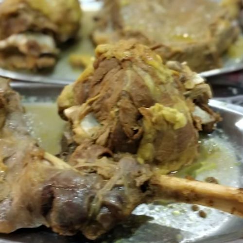 رستوران سنتی کوچه باغ 