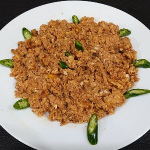 2 عدد تخم مرغ +گوجه یا رب گوجه