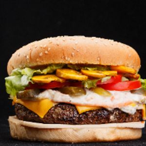 نان مخصوص چالتون- برگر گوشت 140 گرمی-پنیر گودا-قارچ بلنچ -سس مخصوص -خیارشور-گوجه -کاهو