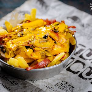 سیب زمینی-قارچ-ژامبون-سس پنیری