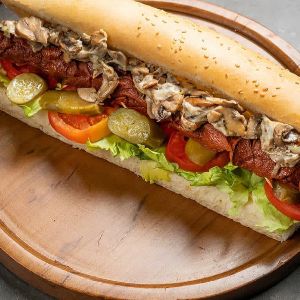 هات داگ مخصوص-پنیر-قارچ-ژامبون گوشت-کاهو-خیارشور-گوجه-سس