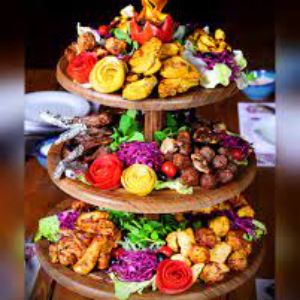 750 گرم جوجه - 15 تکه بال و ماهیچه - 600 گرم کوبیده - 800گرم چنجه