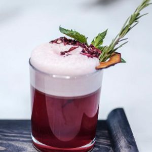 آب پرتقال، آب آلبالو، پوره توت‌فرنگی