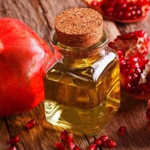مناسب برای پوست های چرب
بهترین روغن برای لیفت پوست 
درمان چین و چروک پوست صورت 
درمان لک و جای جوش بر روی پوست 
درمان التهابات و اگزما پوستی
درمان جوش و آکنه 
رطوبت رسانی به پوست 
لایه برداری پوست صورت 
استفاده به عنوان ضدآفتاب 
رفع تیرگی دور چشم
