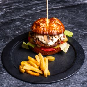 برگر ، سس قارچ ، سس مخصوص