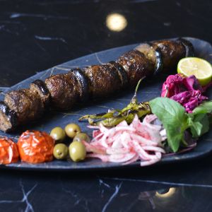 گوشت کوبیده عربی + بادمجان