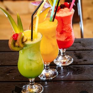 پشن فروت،گوآوا،انبه،آناناس،لیمو