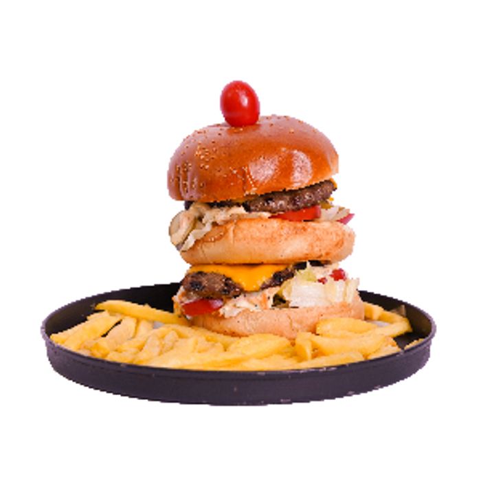 2عدد گوشت 150گرمی/ پنیر گودا/  گوجه/ کاهو/ خیارشور/ سس مخصوص/ به همراه سیب