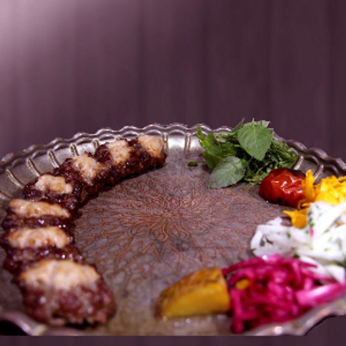 کوبیده به همراه تکه های جوجه
