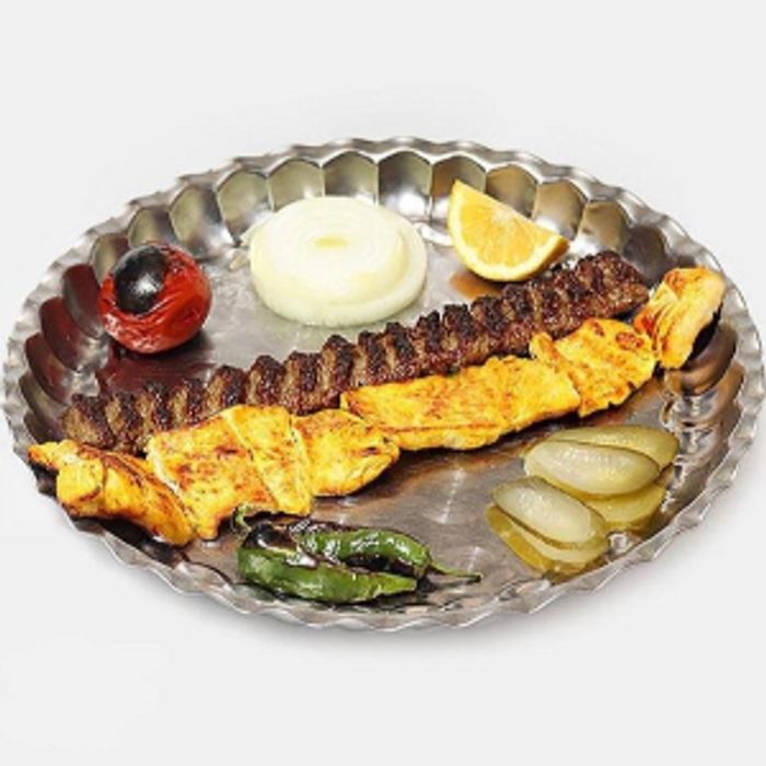 یک سیخ جوجه 250گرم سینه
یک سیخ کوبیده 180 گرم