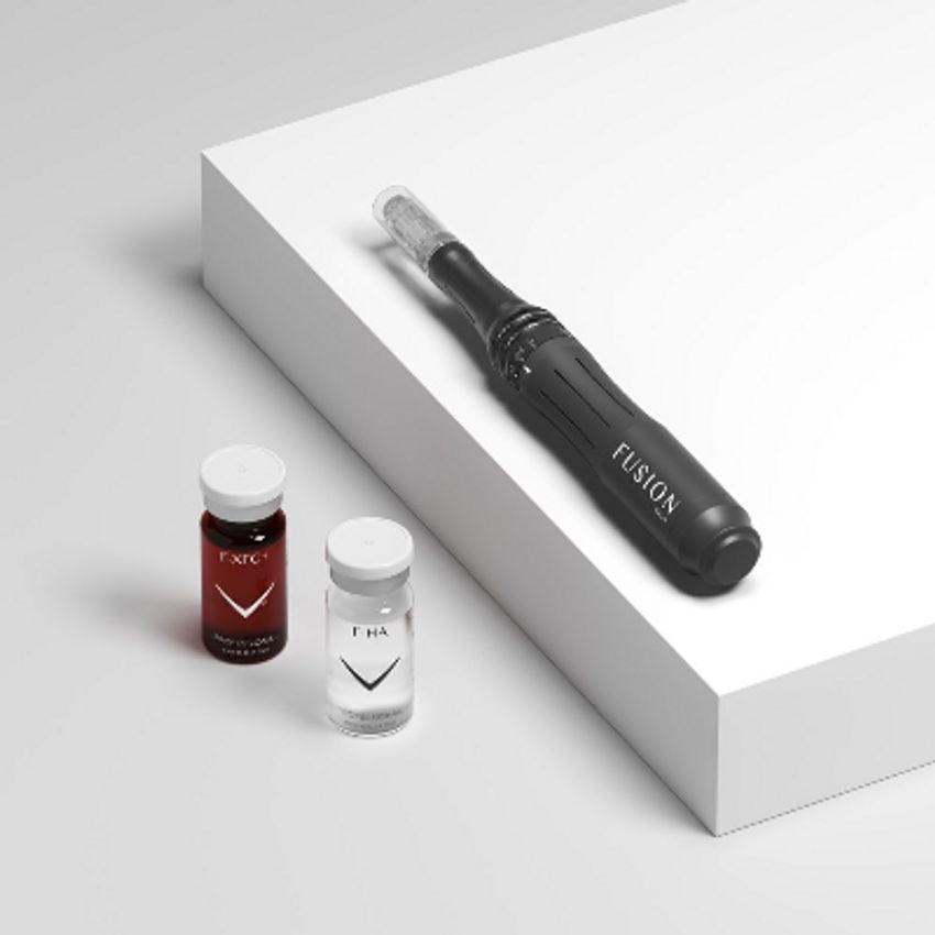 برند: فیوژن اسپانیا
حجم: ۲ سی سی
کاربرد: ضد لک، لیفت، جوانساز، تحریک تولید کلاژن
تعداد جلسات: با توجه به معاینه
