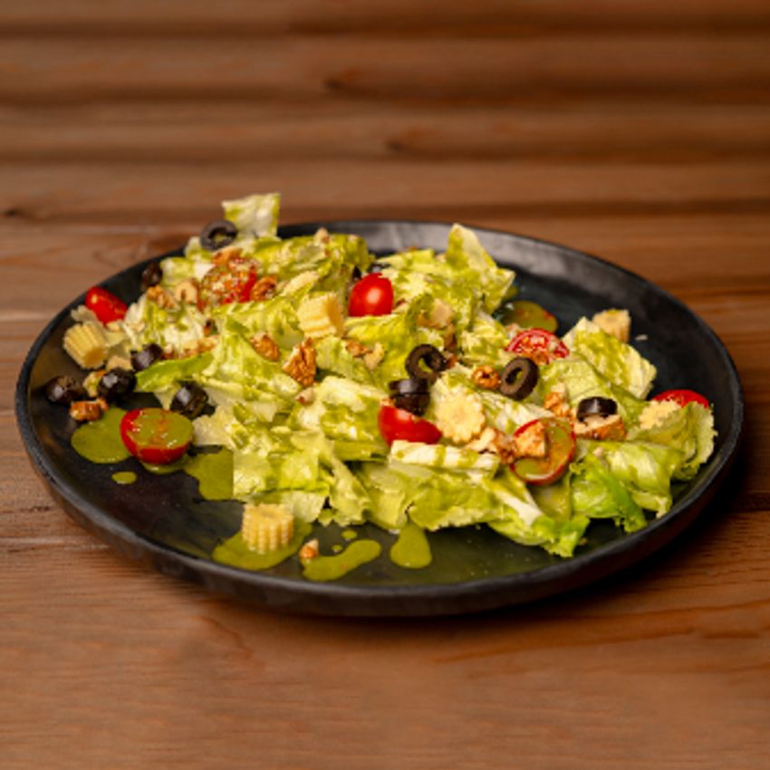 آووکادو-کاهو-کشمش-گردو-گوجه گیلاسی-زیتون سیاه-بیبی کرن-سس گاردن