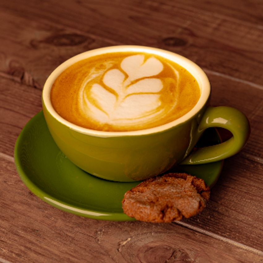 اسپرسو-شیر بخار دیده