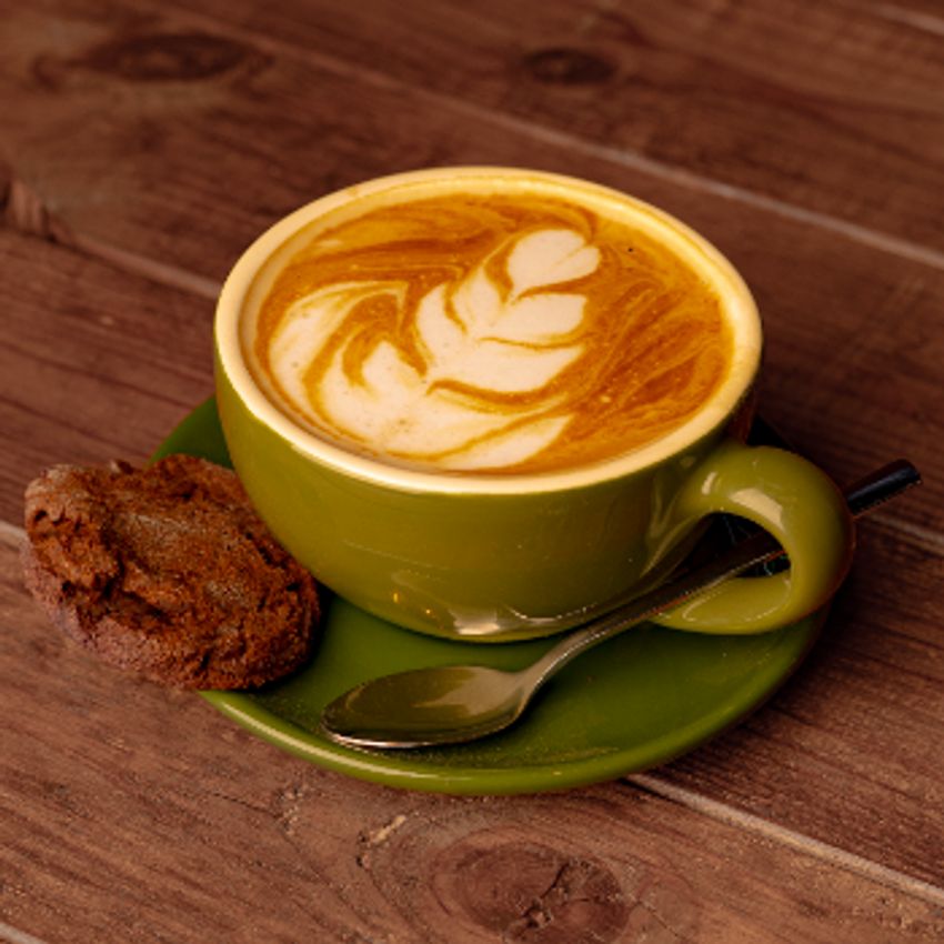 اسپرسو-شیر بخاردیده