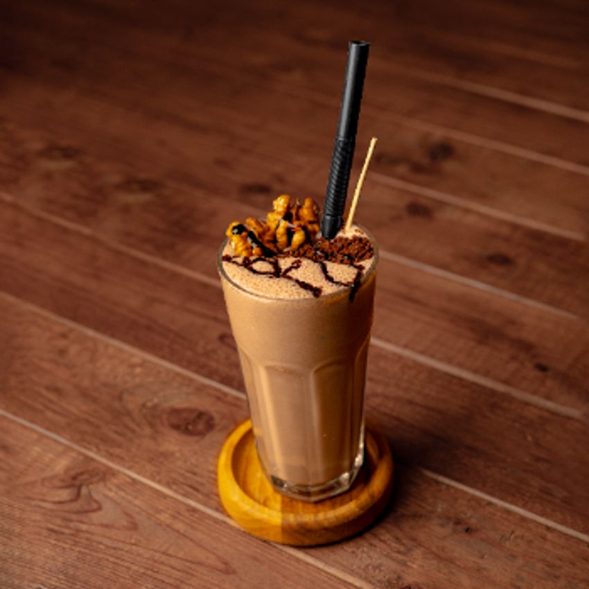 بستنی شکلاتی-شیر