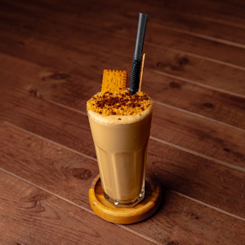 بستنی وانیل-بیسکوییت-پنیر-نسکافه-شیر