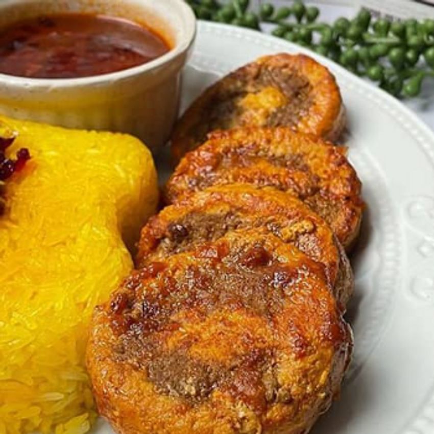 سیصد گرم نصف مرغ نصف گوشت که بصورت را می‌باشد طعمی لذیذ وبیاد ماندی داره