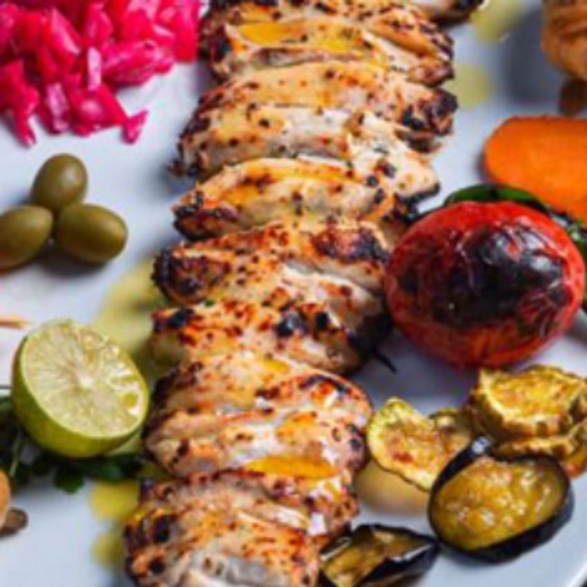 طعمی بیاد ماندنی از جوجه
فیله ۲۲۰گرم ماست موسیر و ادویه مخصوص آرتین طعمی کاملا متفاوت