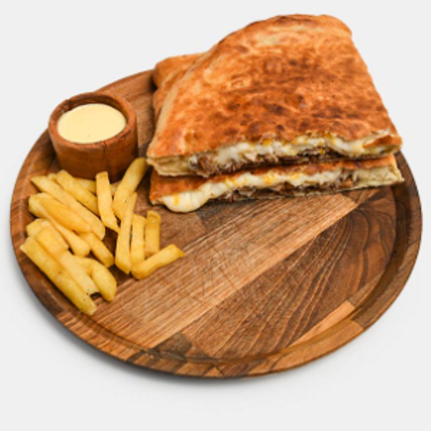 پپرونی،ژامبون گوشت90%،ژامبن مرغ 90%،پنیر گودا،پنیر موزارلا