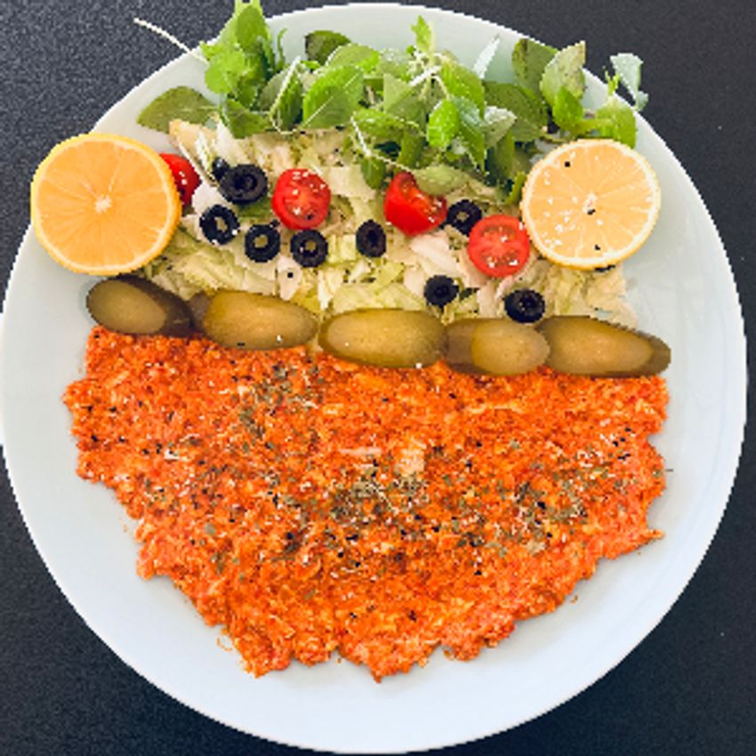 ( گوجه-تخم مرغ-ریحان-تربچه-گوجه -خیار-زیتون ) دونفره