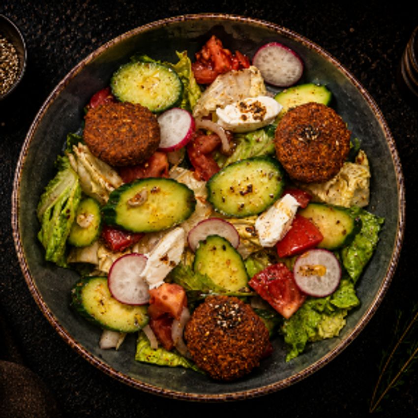 کاهو ، سس زعتر ، فلافل ، شاهی ، گوجه ، خیار ، پیاز خلالی ، تربچه
